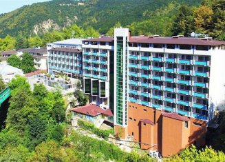 Oylat Kaplıcaları Çağlayan Otel