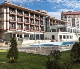 Bonjur Hotel Thermal & Wellness Club